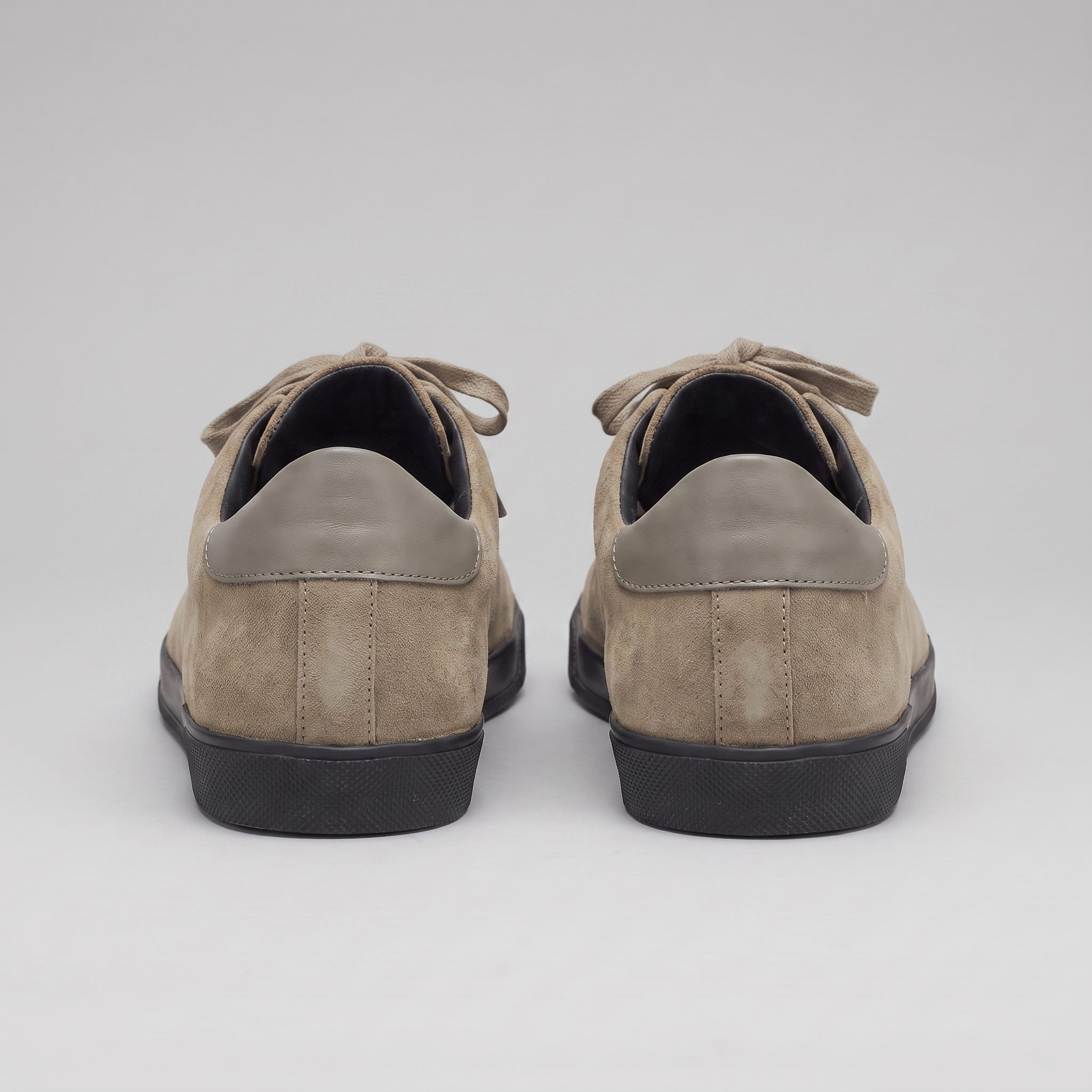 Men's Casual Lace-Up Sneakers