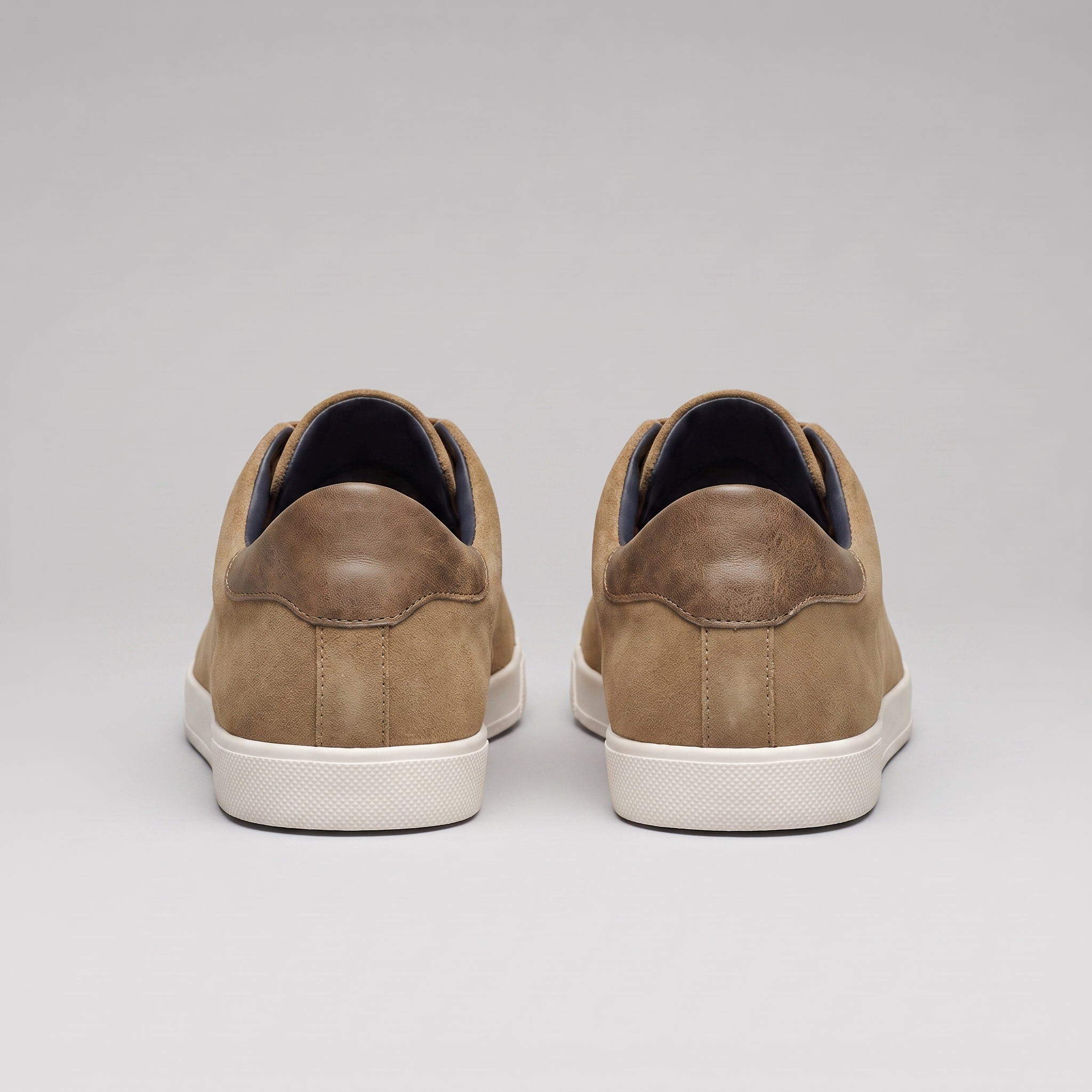 Men's Casual Lace-Up Sneakers