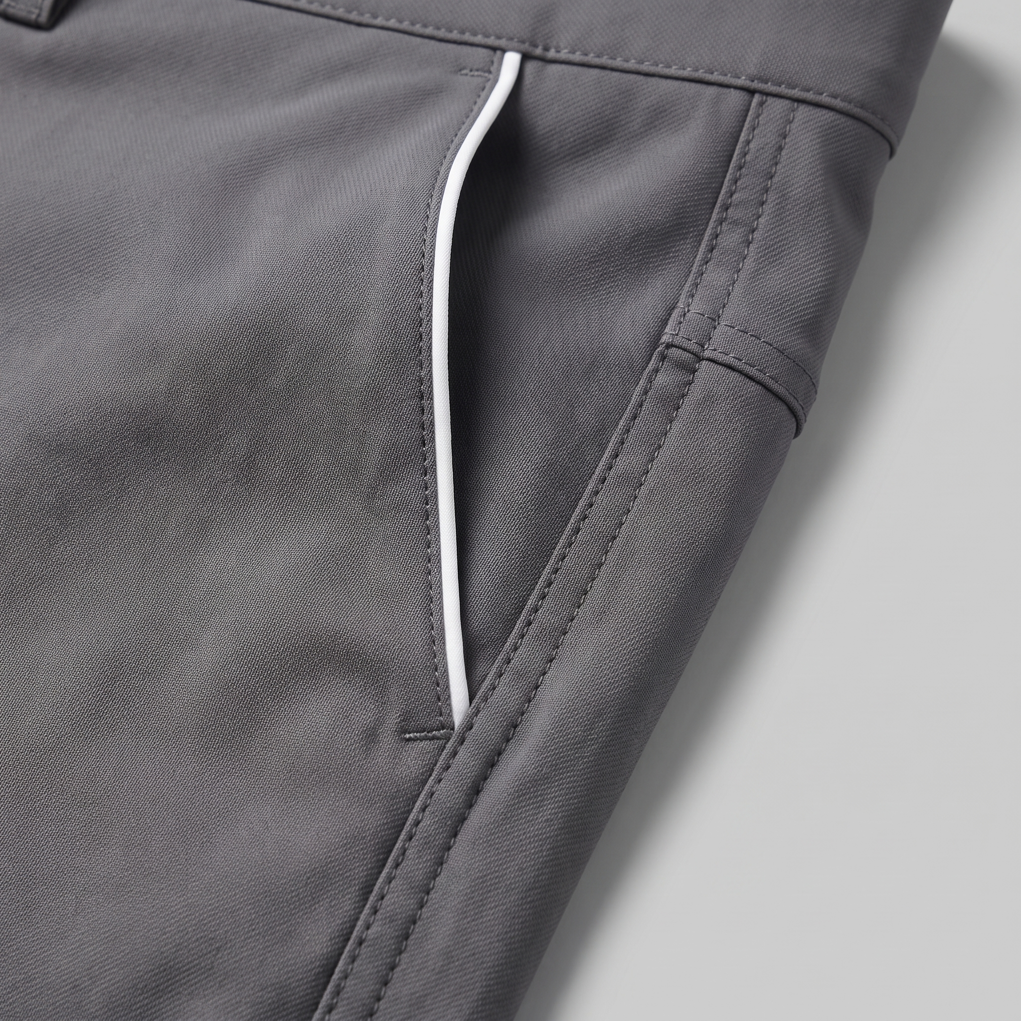 Men's Contrast Piping Chino Shorts