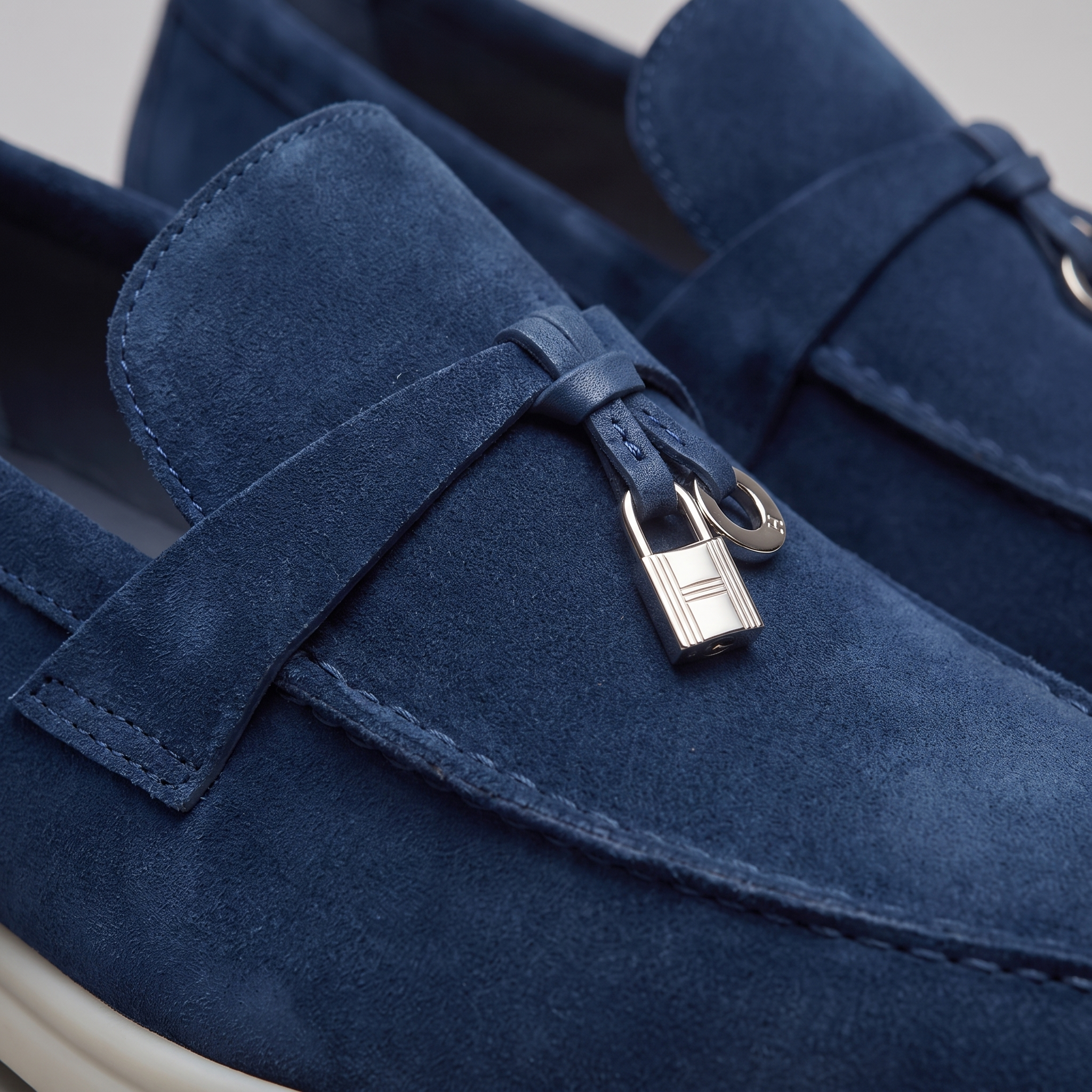 Men's Cowhide Suede Tassel Loafers