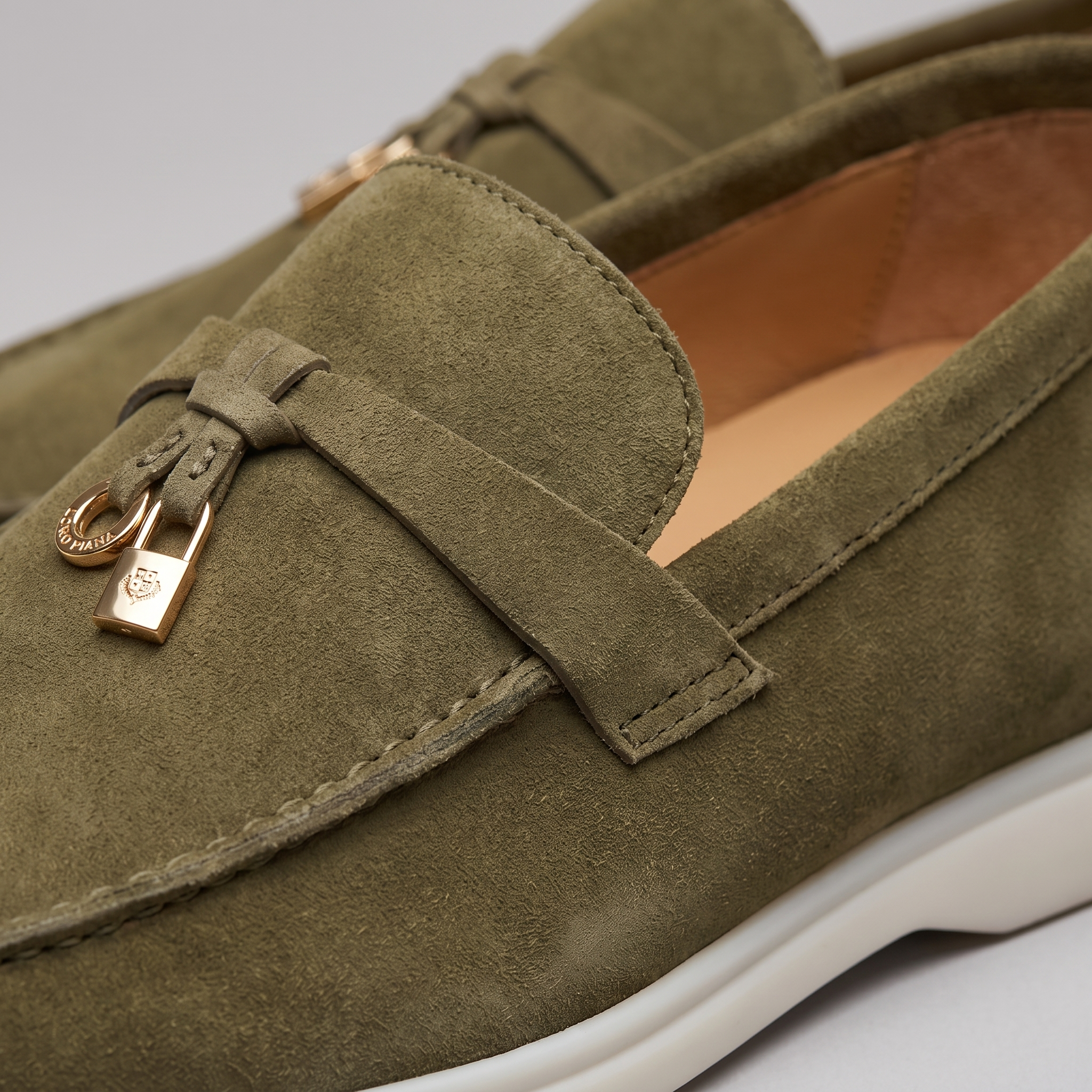 Men's Cowhide Suede Tassel Loafers
