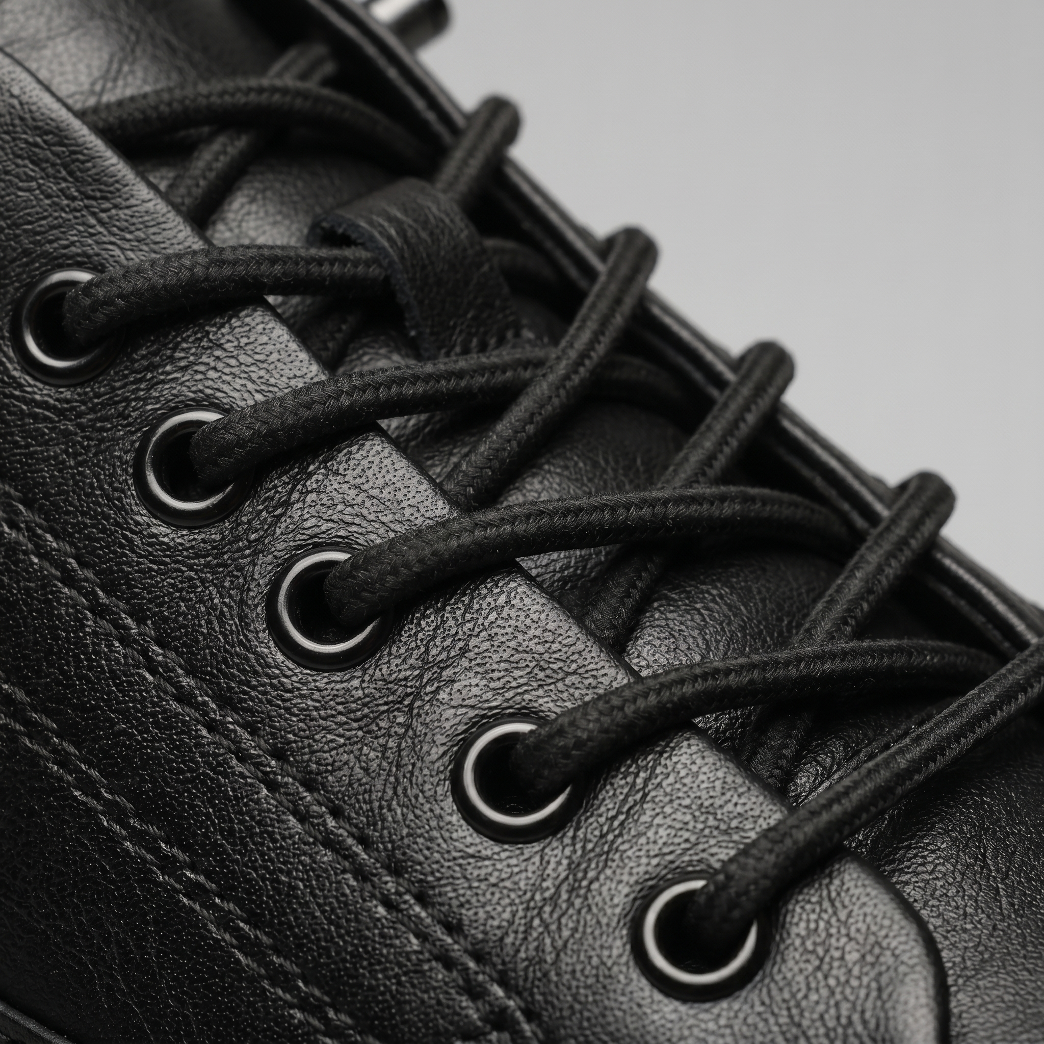 Men's Lace-Up Casual Sneakers