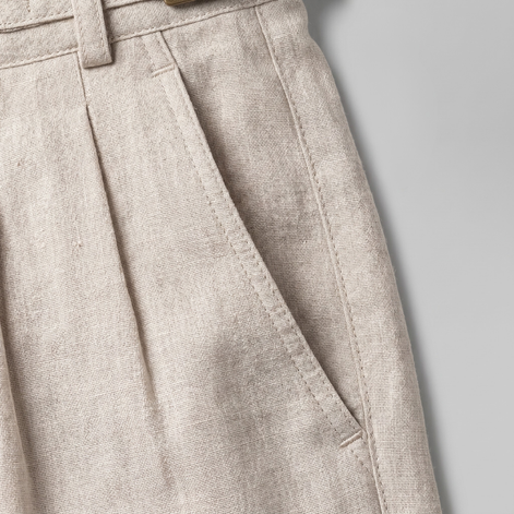 Men's Linen Classic Shorts with Adjustable Waist and Pleats