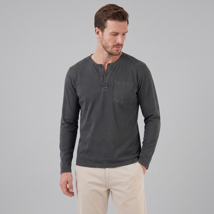 Men's Vintage Long Sleeve Henley Shirt