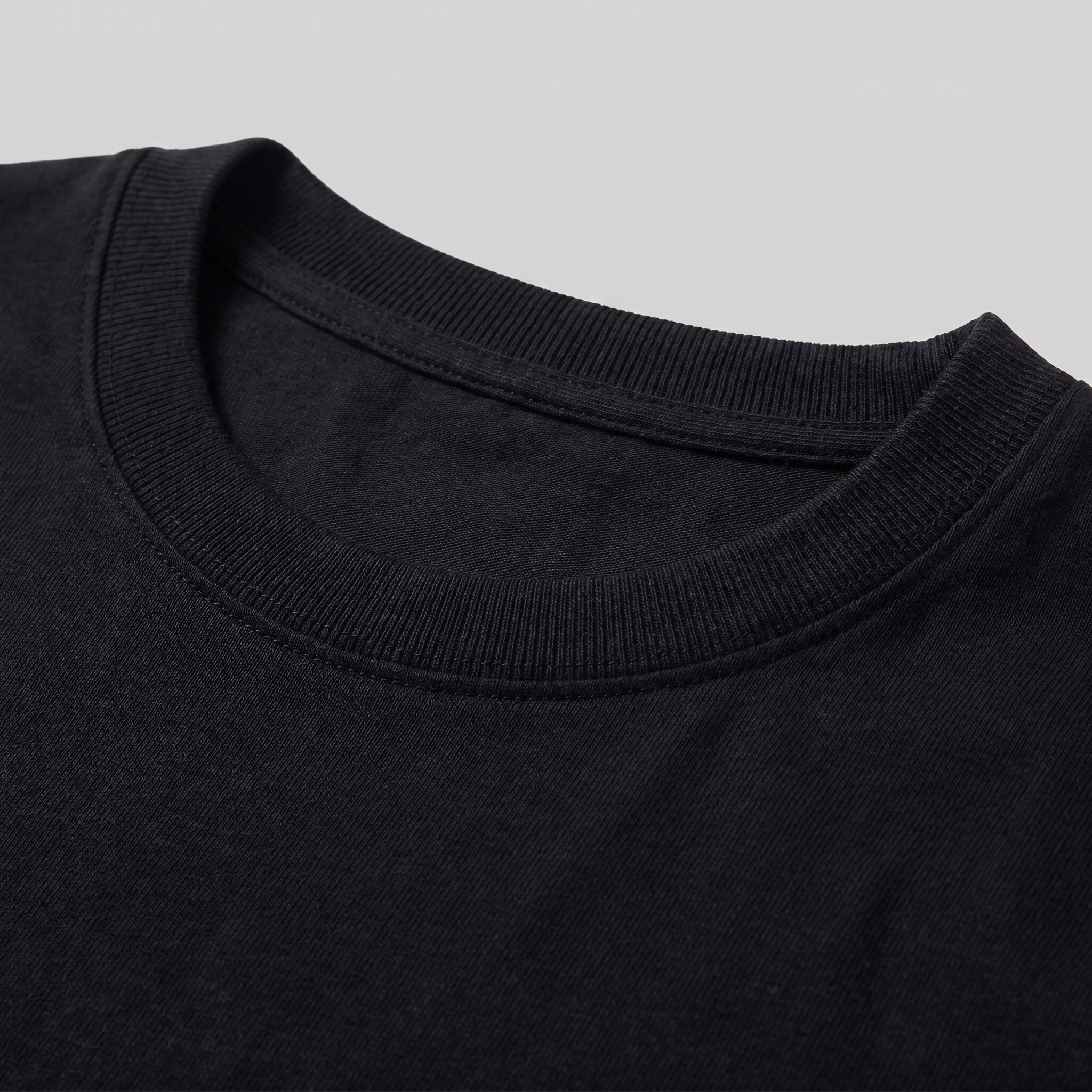 Men's Long-Sleeve Crew Neck Tee