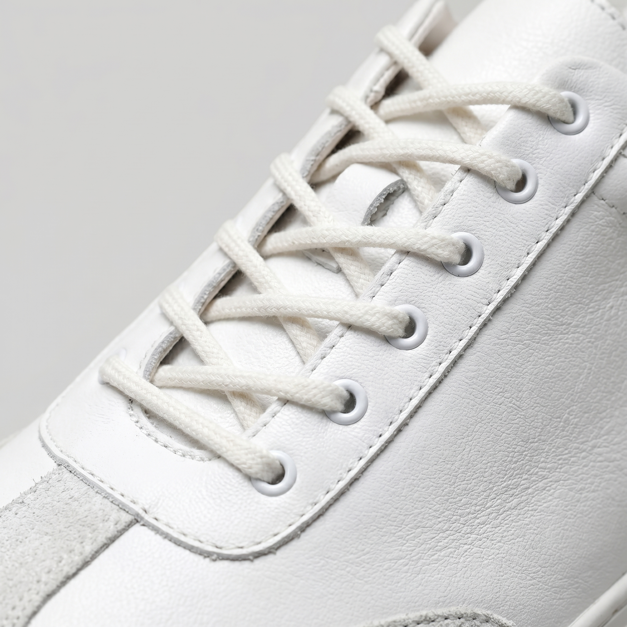Men's Low-Top Leather Sneakers