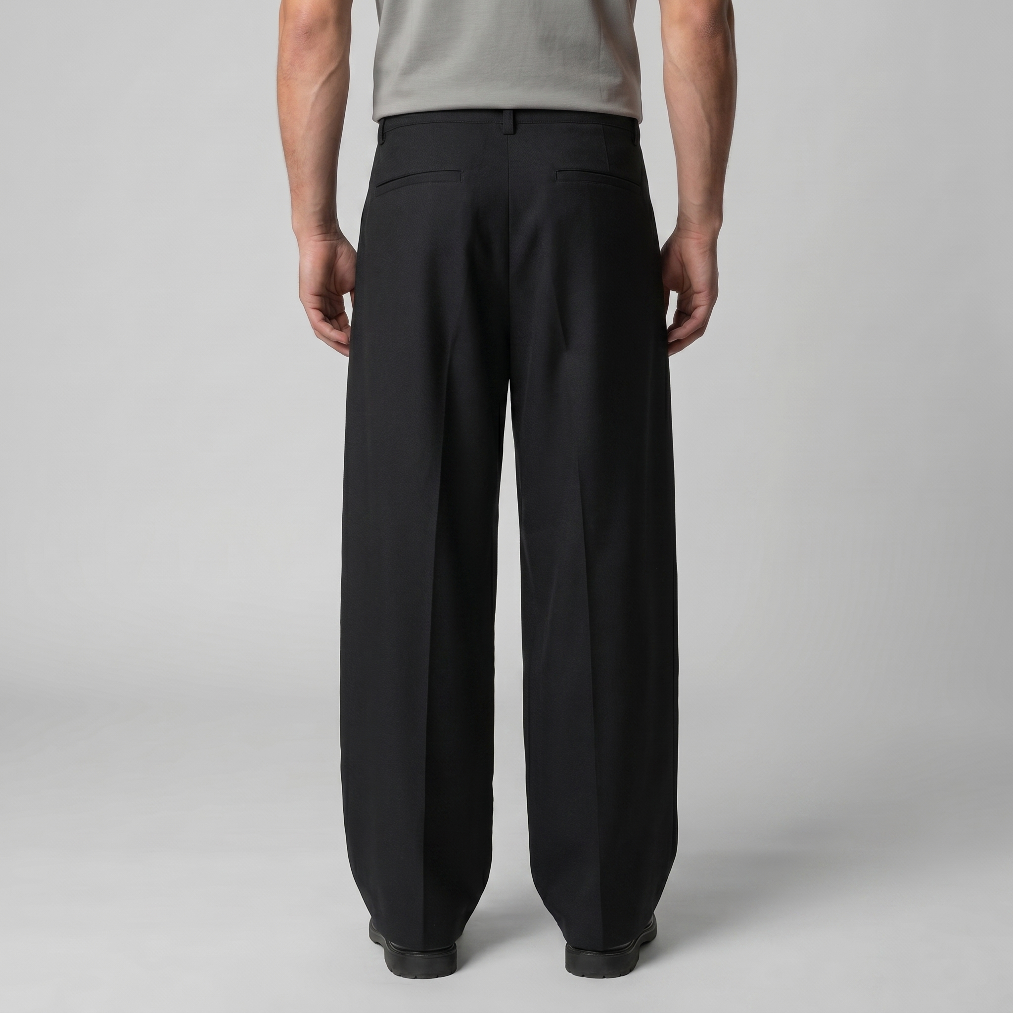 Men's Pleated Wide-Leg Tailored Trousers