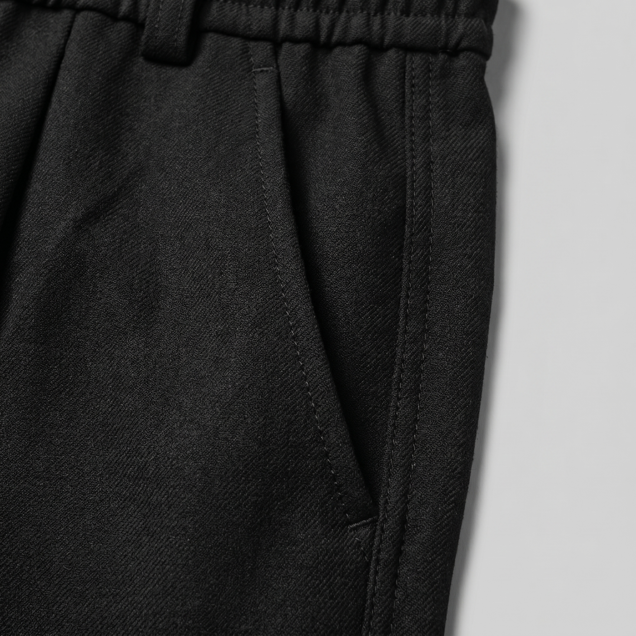 Men's Relaxed Drawstring Tapered Trousers