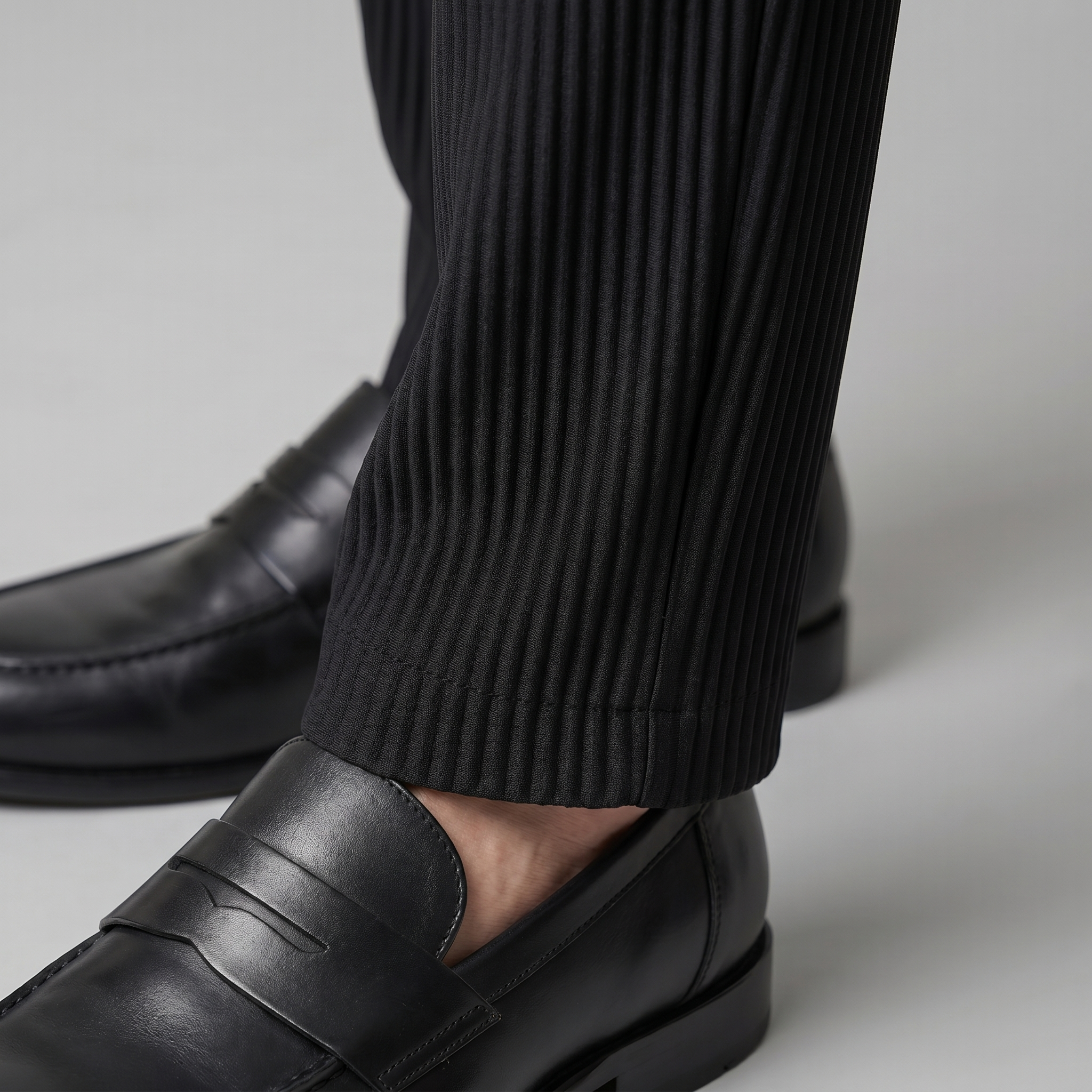 Men's Ribbed Trousers for Casual Comfort