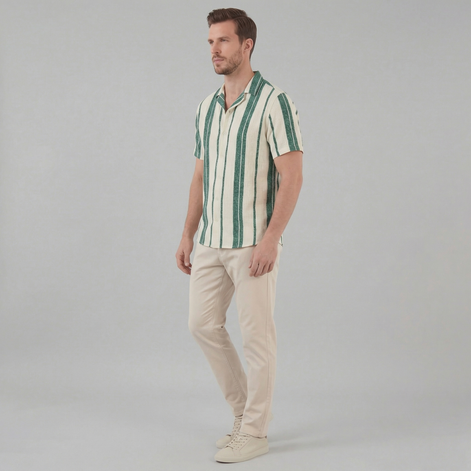 Men's Short Sleeve Button-Down Shirt