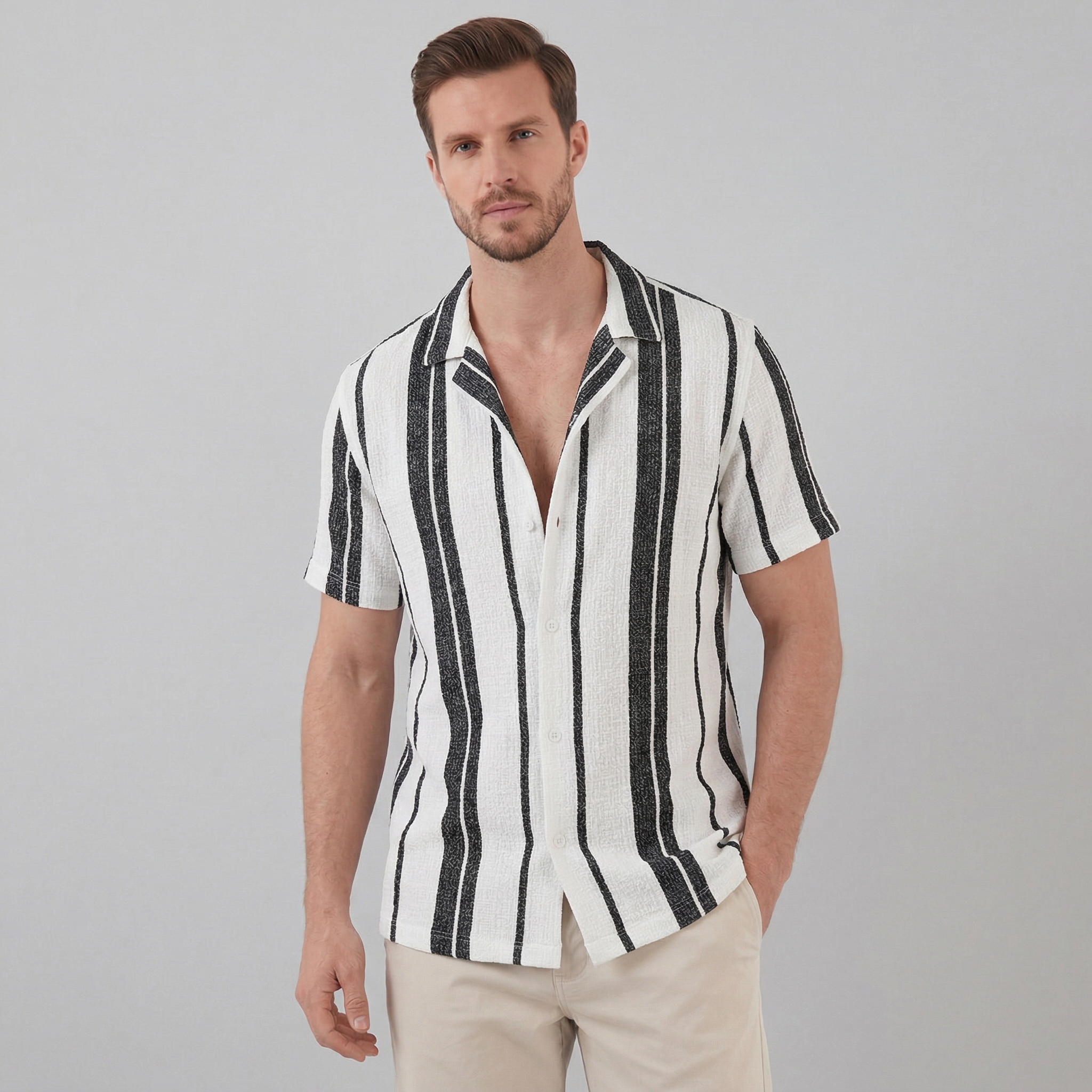Men's Short Sleeve Button-Down Shirt