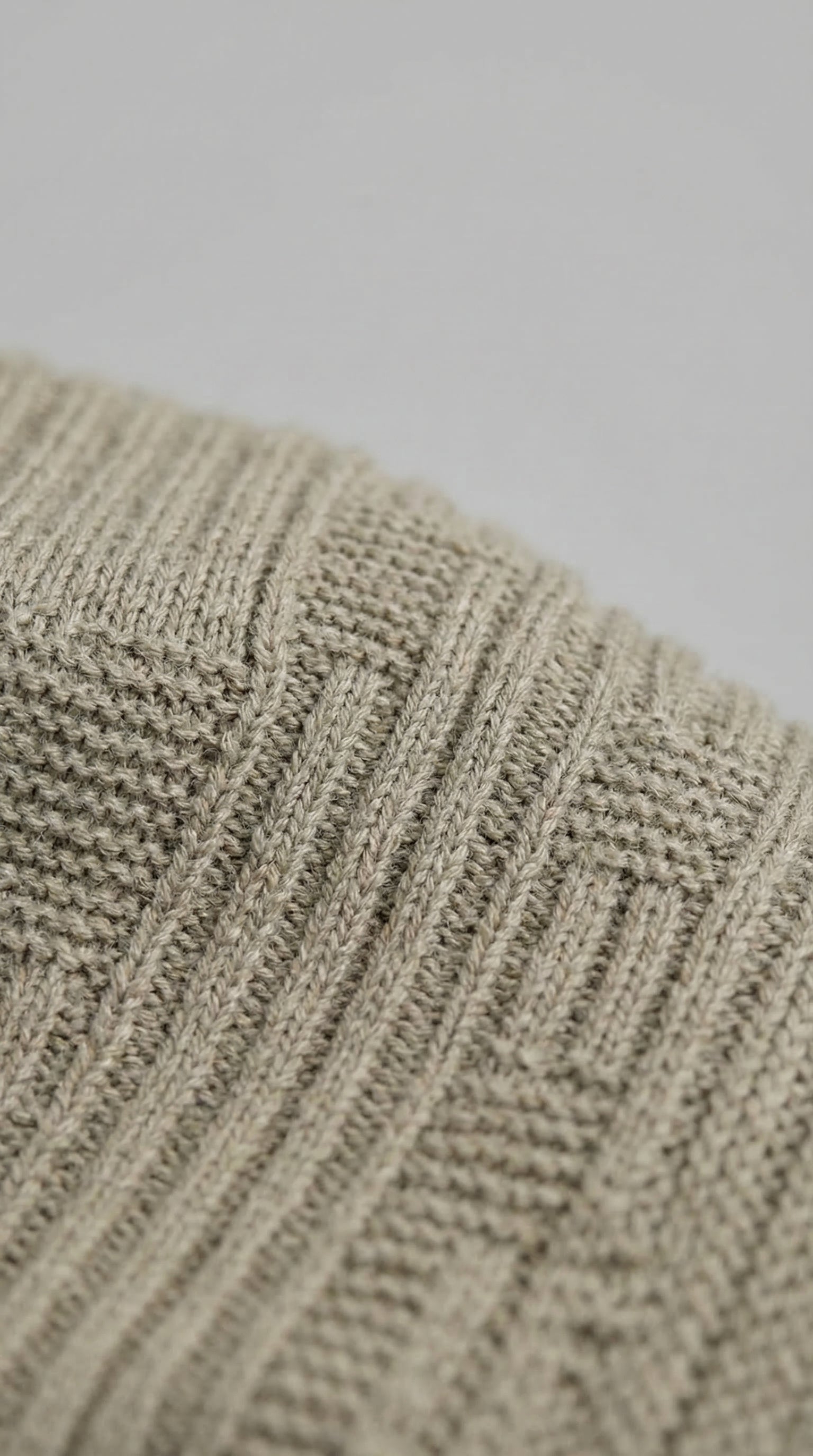Men's Short Sleeve Polo Shirt - Modern Knit Design