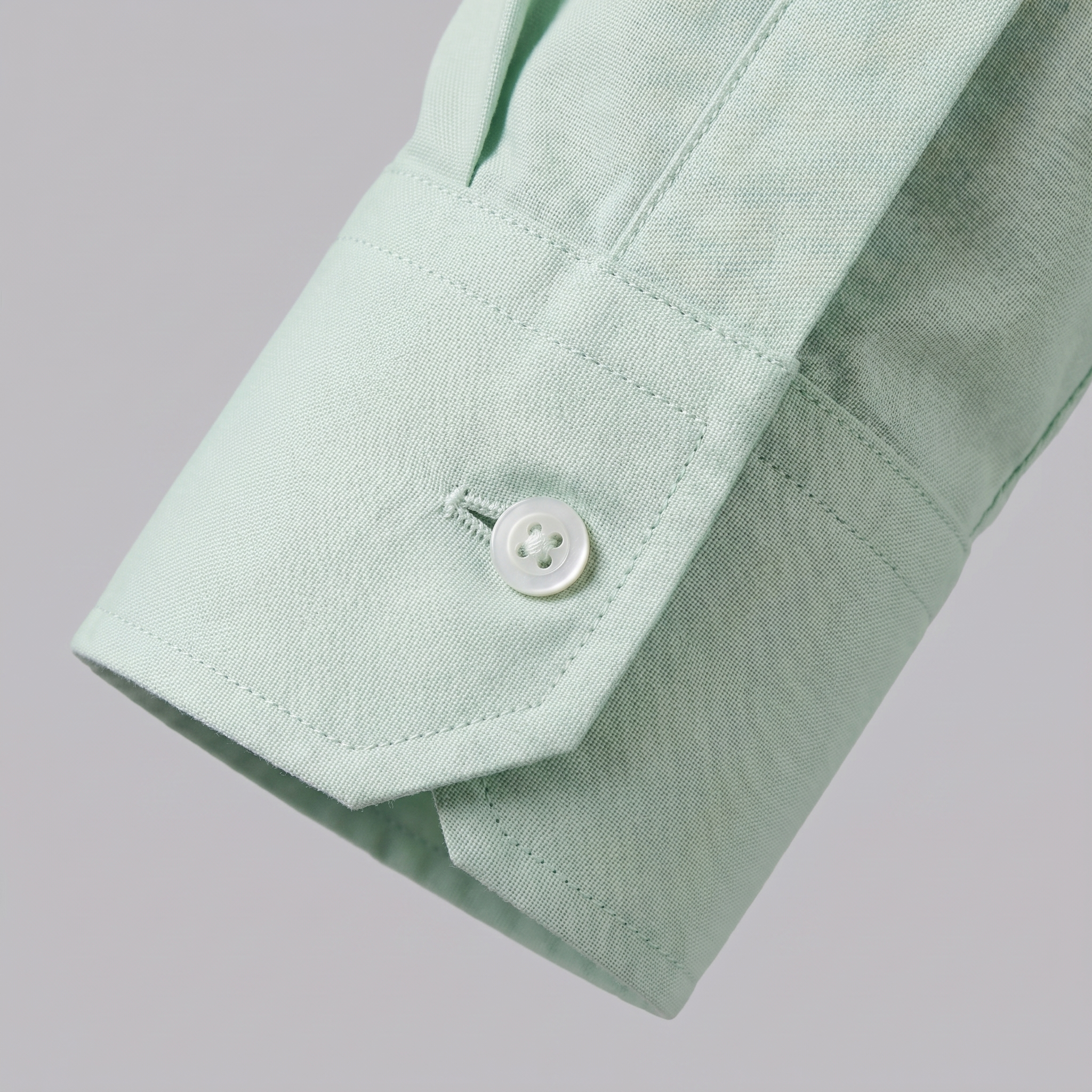 Men's Slim Fit Long-Sleeve Dress Shirt