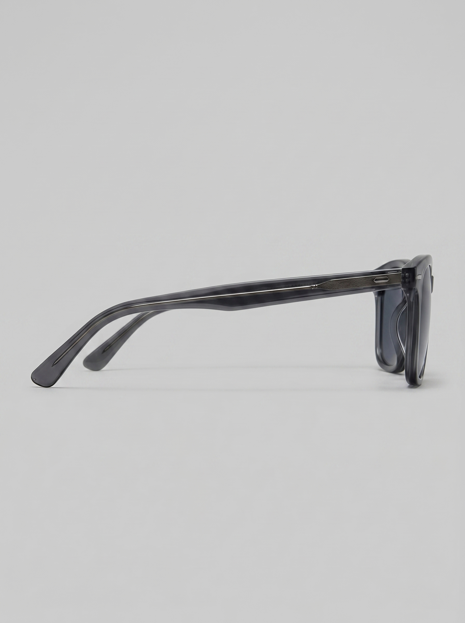 Unisex Square Frame Sunglasses for Everyday Style