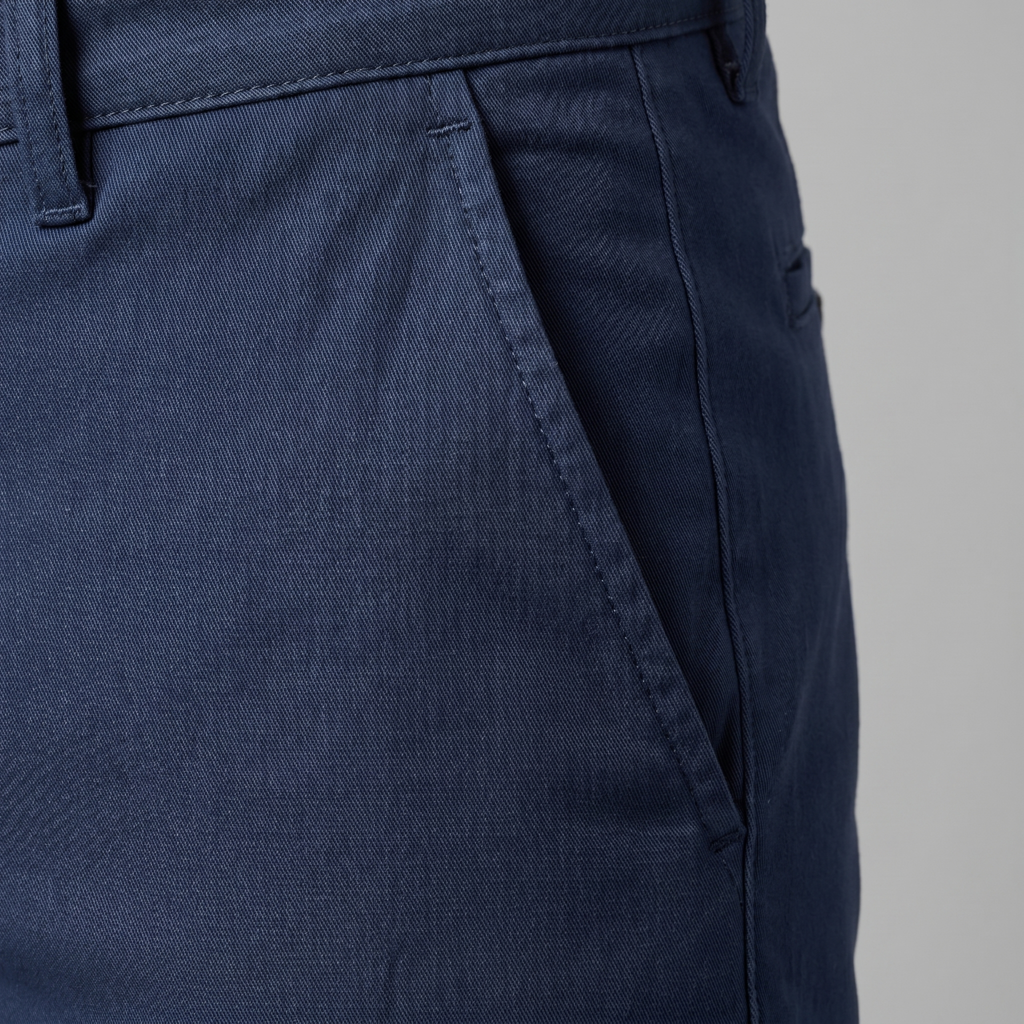 Men's Straight Leg Chino Trousers