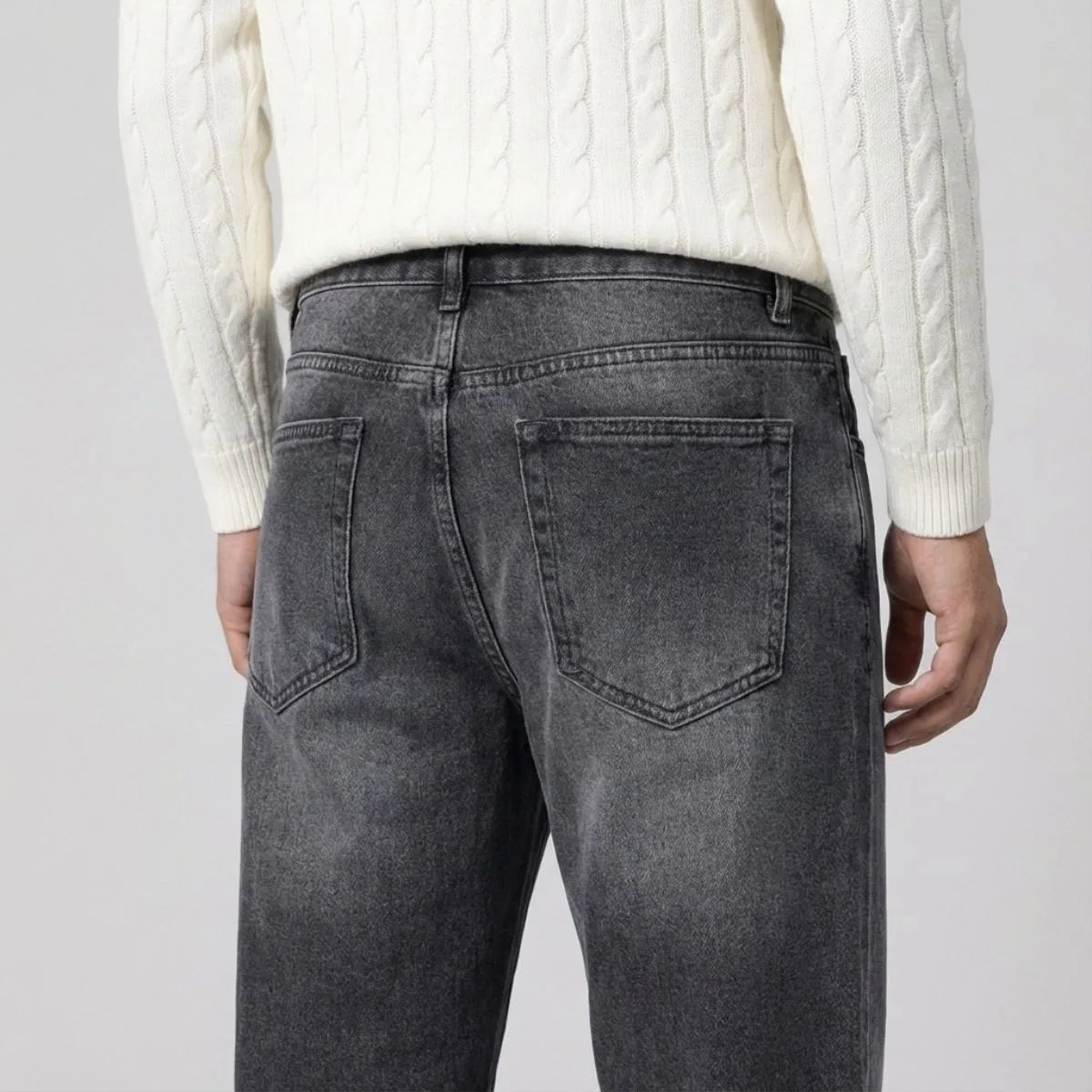 Men's Straight Leg Classic Jeans