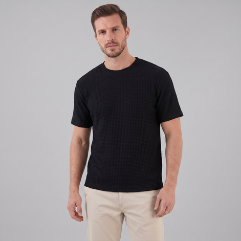 Men's Structured T-Shirt - Modern Comfort Fit