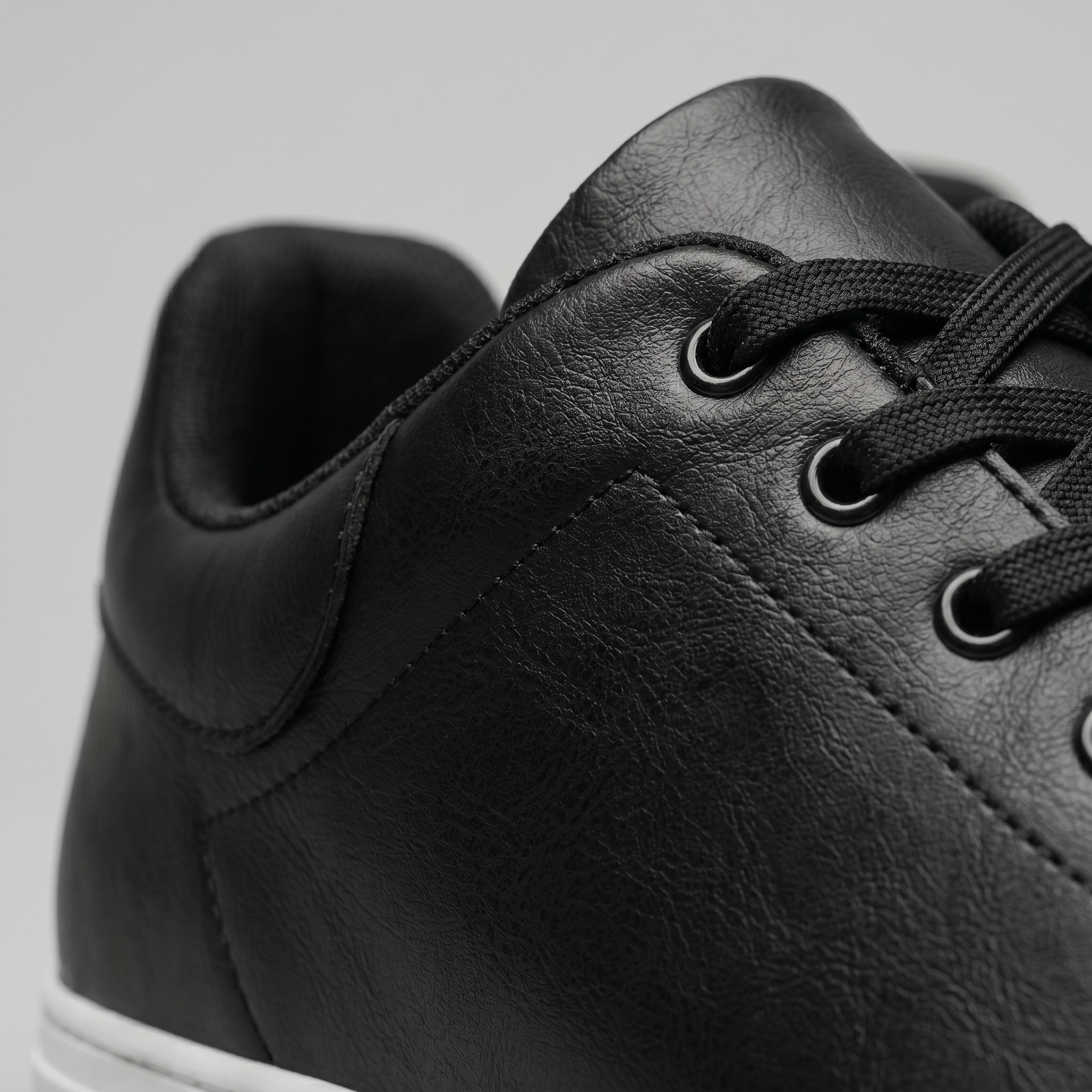 Men's Trainers with Modern Style
