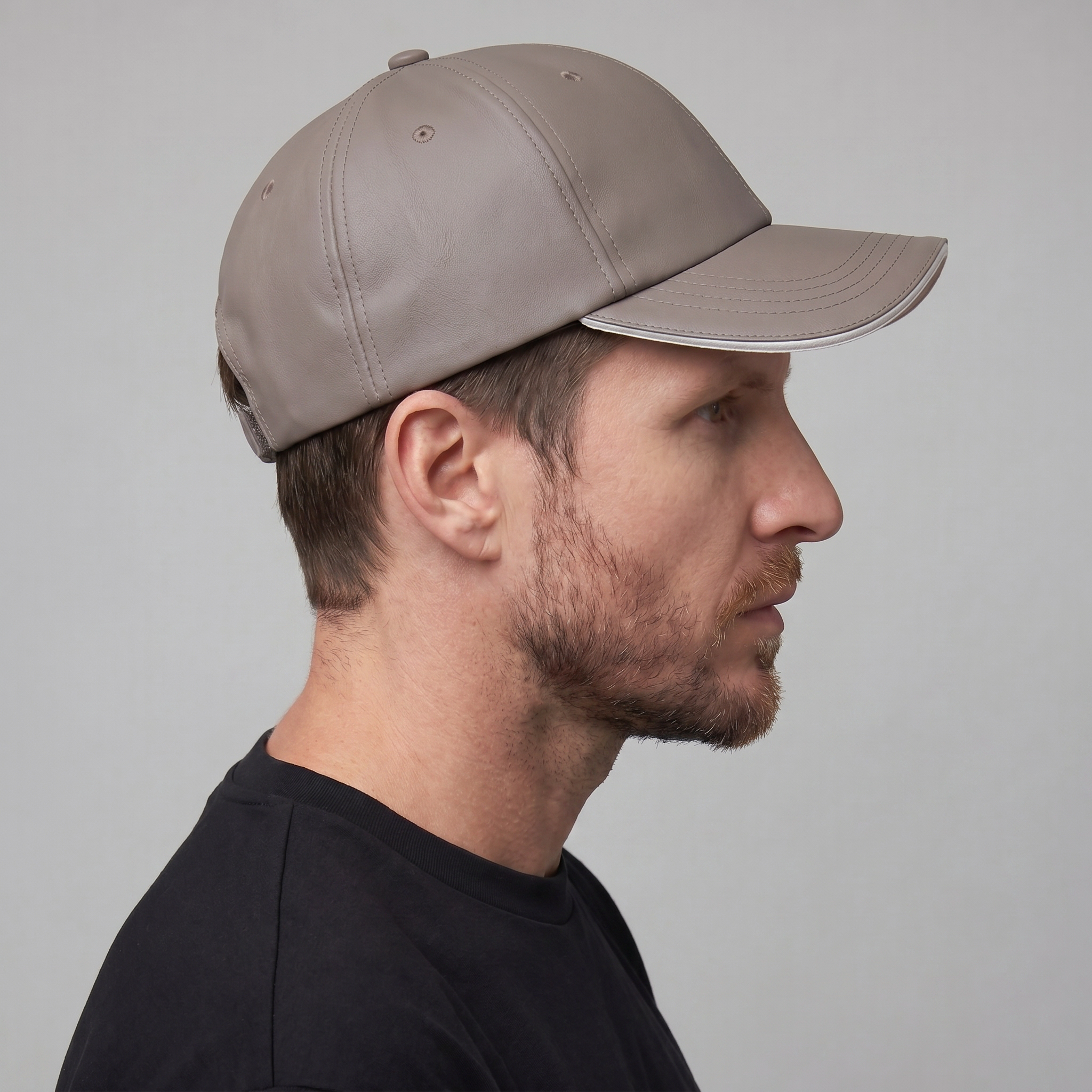 Montanello Elegant Two-Tone Cap
